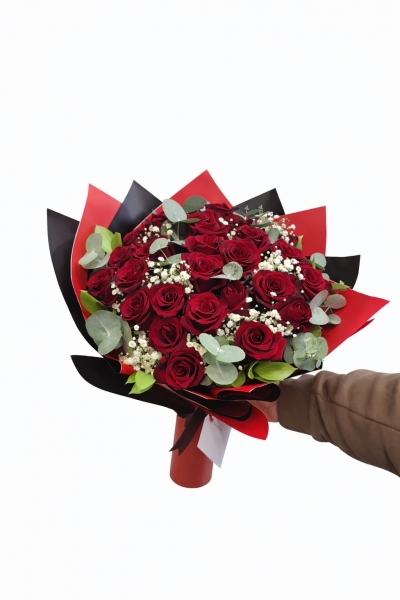 33 Kırmızı Gül ile Sevginizi Gösterin