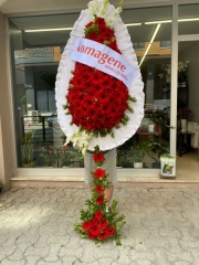 Full Çiçekli Çelenk